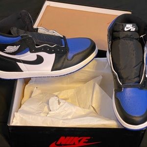 ***SOLD***AIR JORDAN 1 RETRO HIGH OG "Royal Toe"